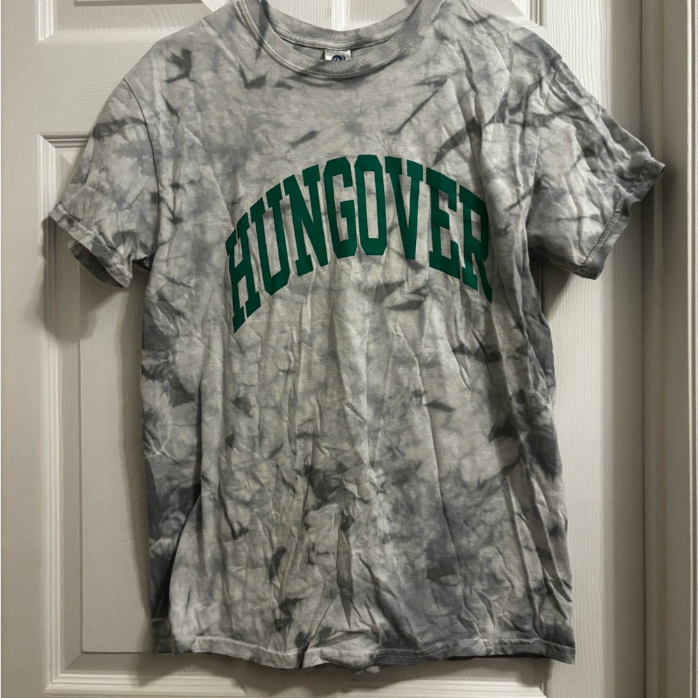 Bar Stool Tie-Dye Hungover Shirt size Medium